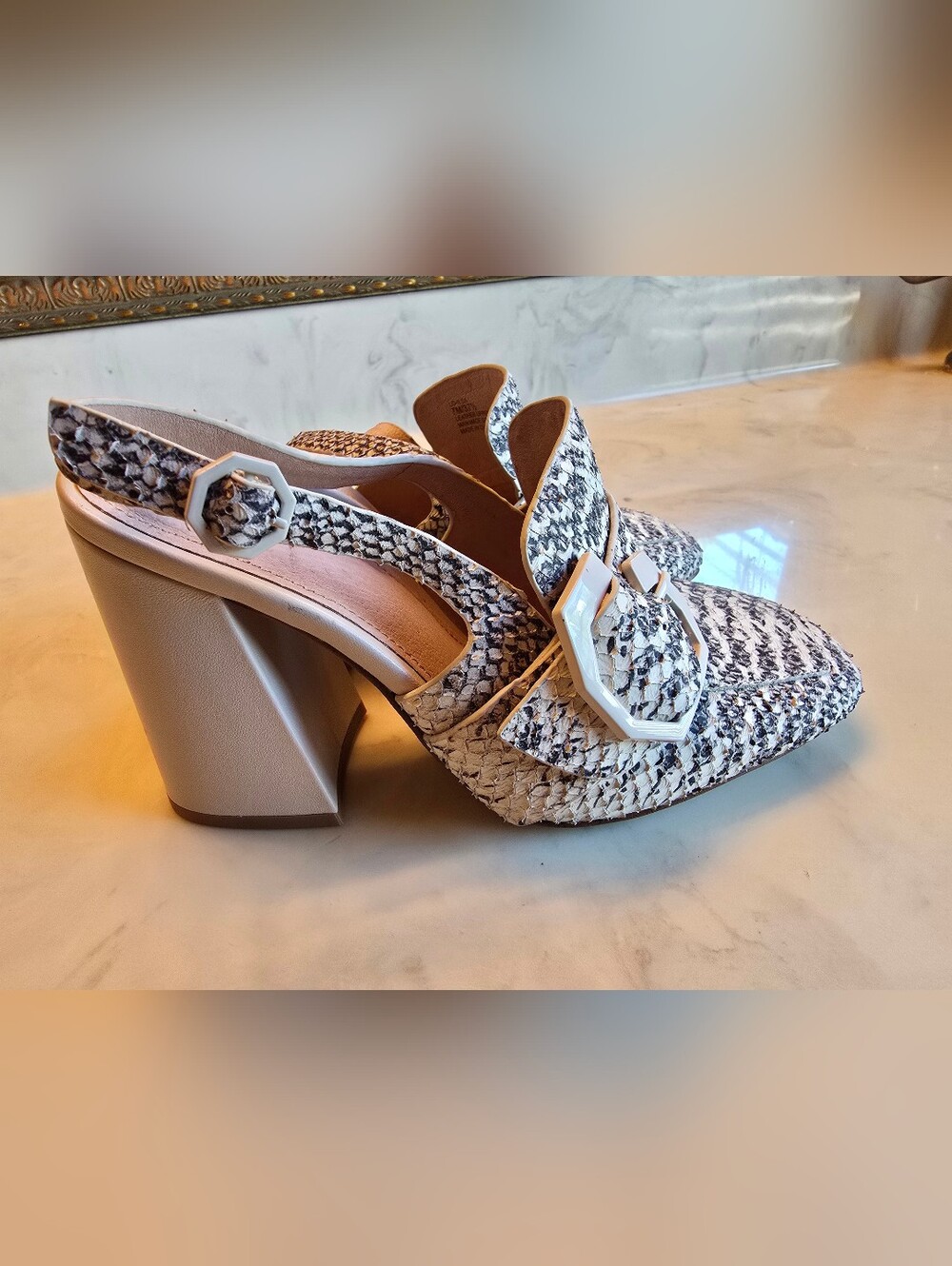 LOUISE ET CIE Ilsa Slingback Pumps Womens Size 7 Snake Print Leather Shoes